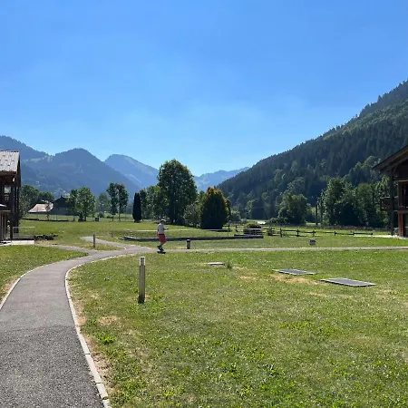 T3 Rez-de-jardin Avec Fitness, Sauna Et Tennis - Village Et A Pied