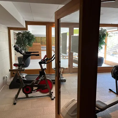 T3 Rez-de-jardin Avec Fitness, Sauna Et Tennis - Village Et A Pied *